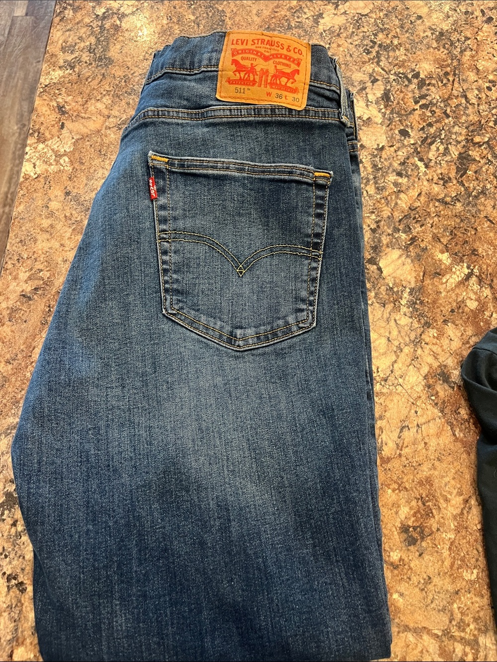 Levi's Men’s Straight Jeans in Medium Blue Denim